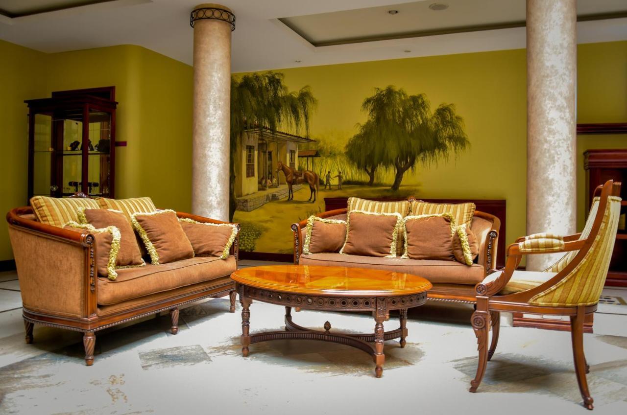 Grand Victoria Boutique Hotel Лоха Екстер'єр фото
