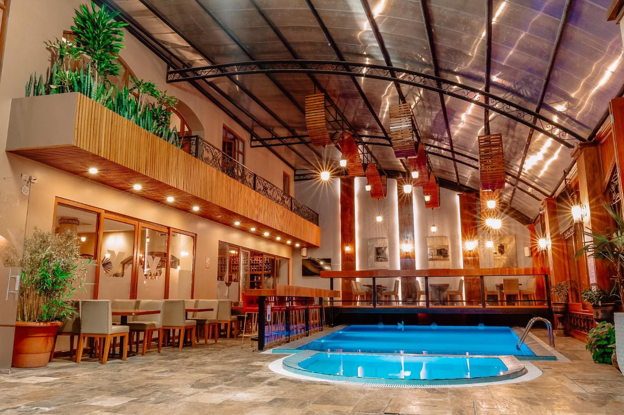 Grand Victoria Boutique Hotel Лоха Екстер'єр фото