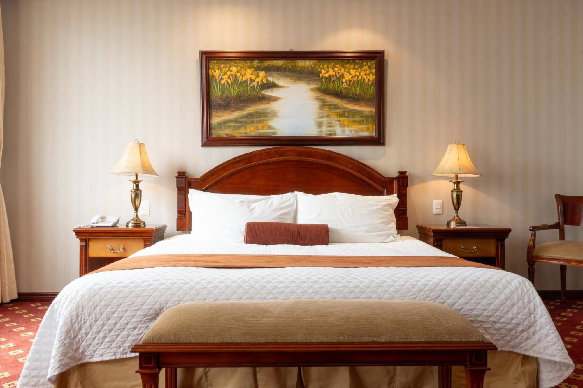 Grand Victoria Boutique Hotel Лоха Екстер'єр фото