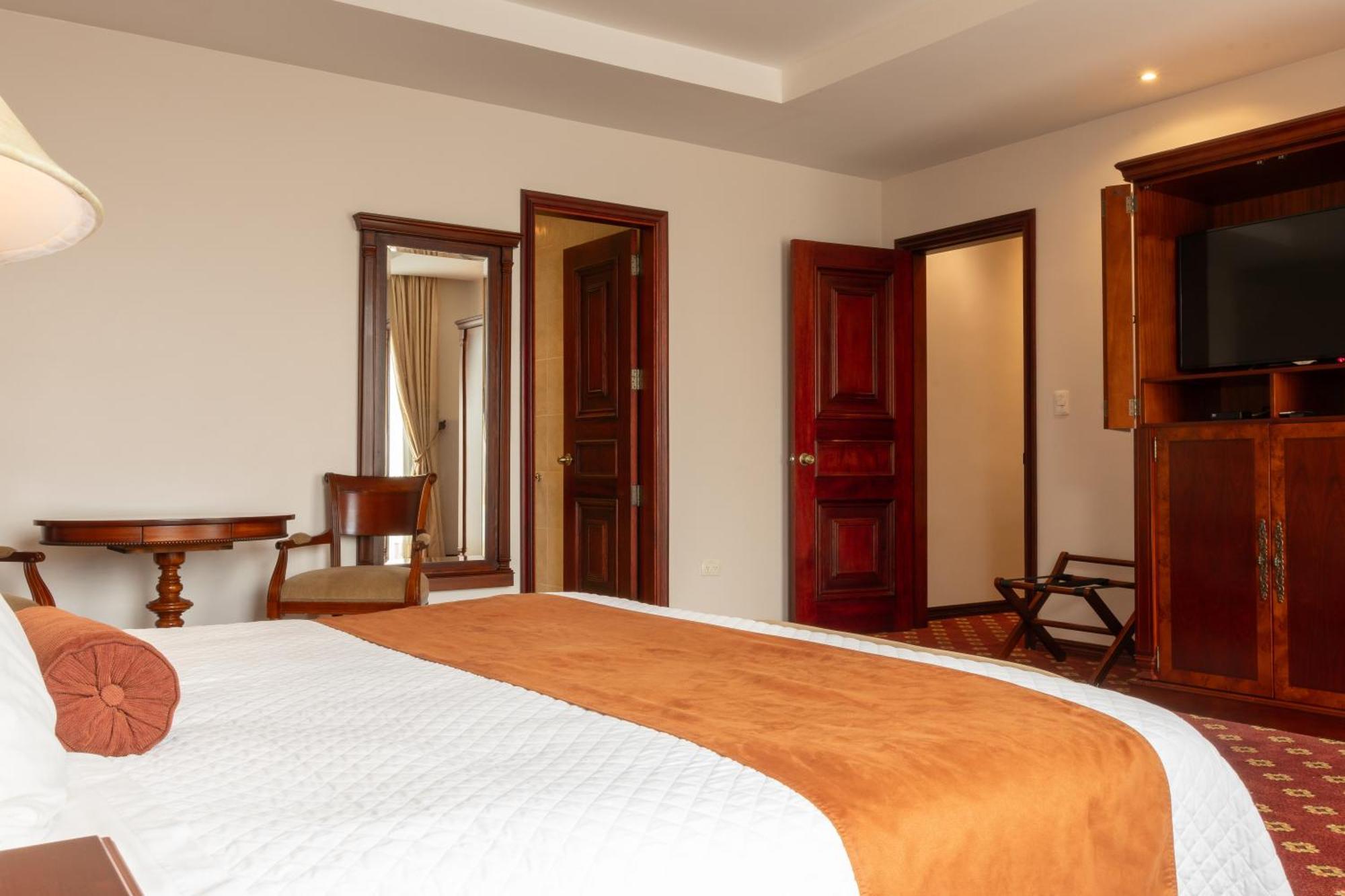 Grand Victoria Boutique Hotel Лоха Екстер'єр фото